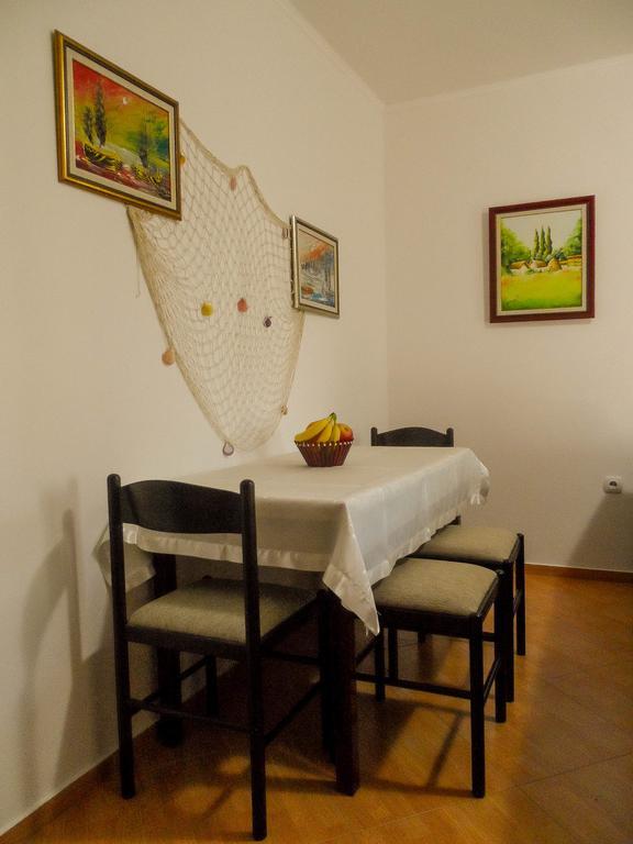 אוטייהא Apartments Miles מראה חיצוני תמונה